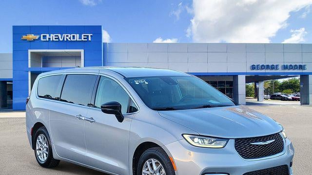 Preowned 2024 Chrysler Pacifica Touring L for Sale
