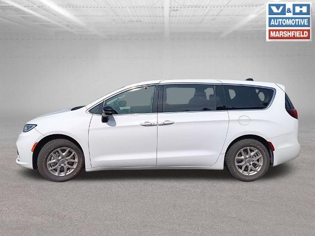 2024 Chrysler Pacifica - $24,602