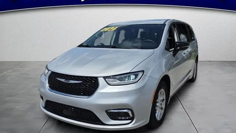 Preowned 2024 Chrysler Pacifica Touring L for Sale