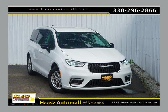 2024 Chrysler Pacifica - $22,000