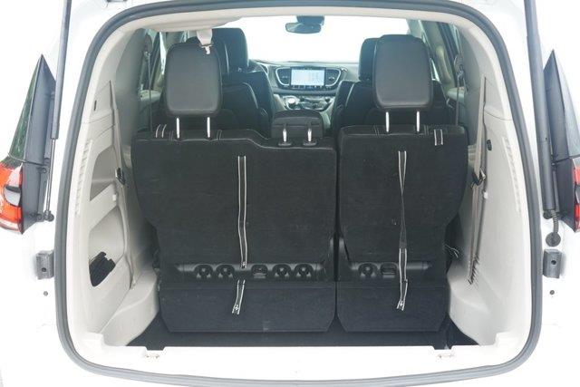 2024 Chrysler Pacifica - $22,000