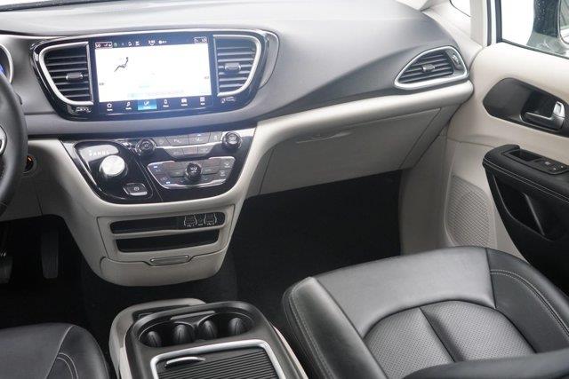 2024 Chrysler Pacifica - $22,000