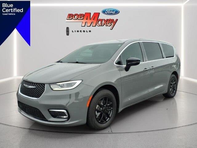 2025 Chrysler Pacifica - $23,697