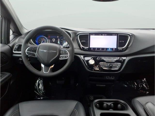 2025 Chrysler Pacifica - $23,697
