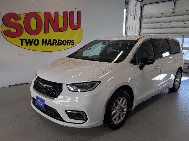 2025 Chrysler Pacifica - $24,843