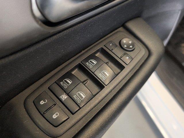 2025 Chrysler Pacifica - $24,843