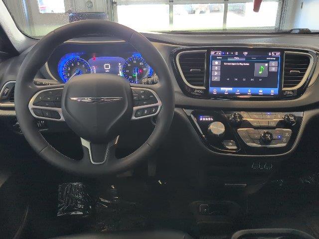 2025 Chrysler Pacifica - $24,843