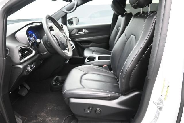 2025 Chrysler Pacifica - $22,249