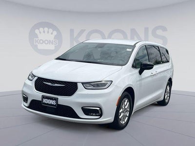 2025 Chrysler Pacifica Select 4DR Mini-Van