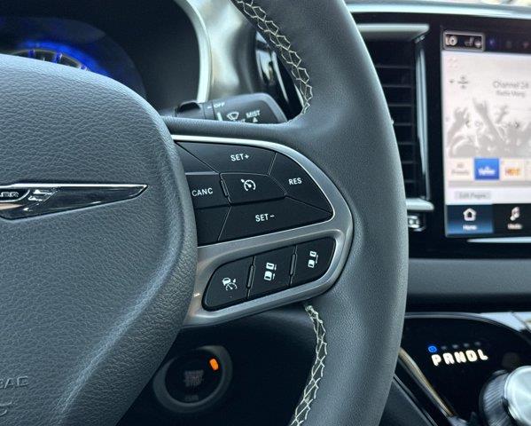 2025 Chrysler Pacifica - $28,450