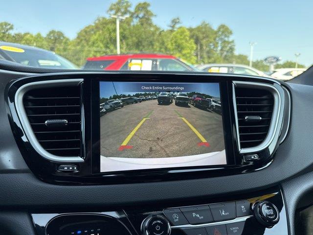 2025 Chrysler Pacifica - $28,450