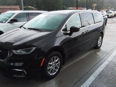 2025 Chrysler Pacifica Select 4DR Mini-Van