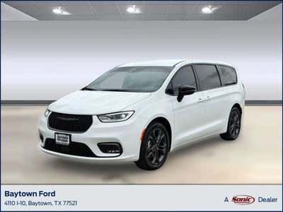 2026 Chrysler Pacifica Select 4DR Mini-Van