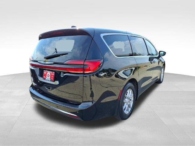 2026 Chrysler Pacifica - $32,785
