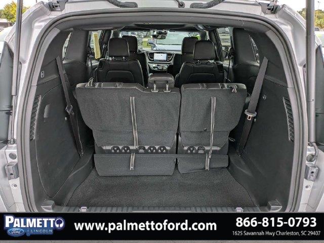 2026 Chrysler Pacifica - $32,998
