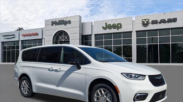 Preowned 2026 Chrysler Pacifica Select for Sale