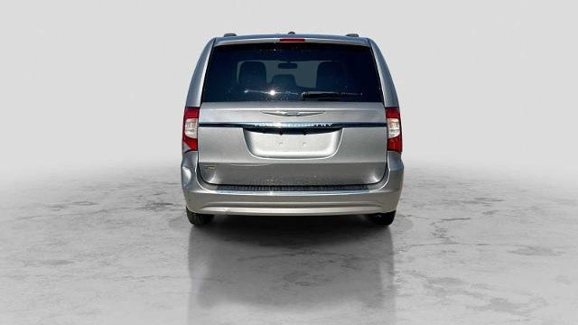 2014 Chrysler Town and Country Touring