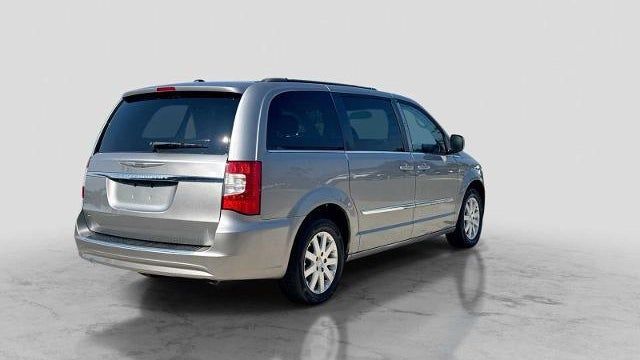 2014 Chrysler Town and Country Touring