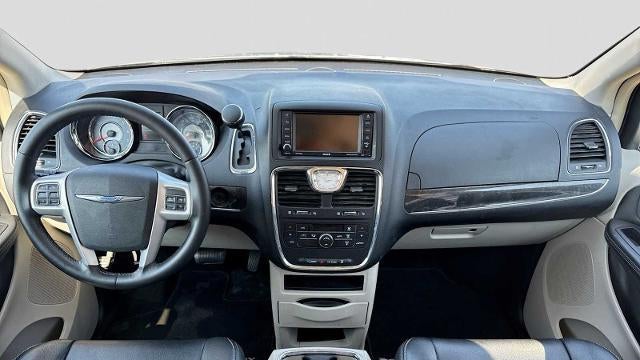 2014 Chrysler Town and Country Touring
