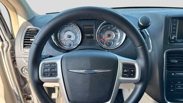 2014 Chrysler Town and Country Touring