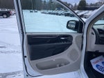 2014 Town and Country Thumbnail 15