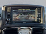 2015 Town and Country Thumbnail 19