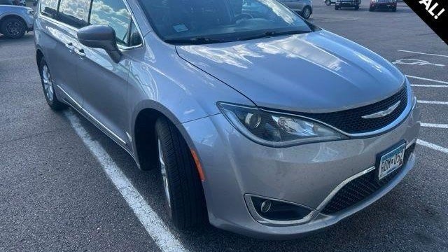 2017 Chrysler Pacifica Touring Plus