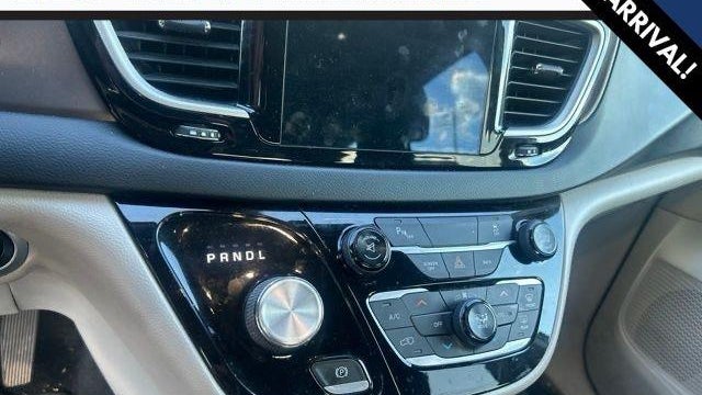 2017 Chrysler Pacifica Touring Plus