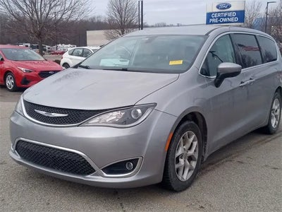 Photo of a 2017 Chrysler Pacifica Touring-L 4DR Mini-Van for sale