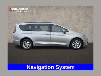 Photo of a 2017 Chrysler Pacifica Touring-L 4DR Mini-Van for sale