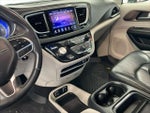 2017 Pacifica Thumbnail 25