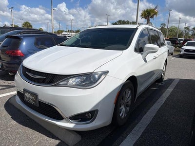 Photo of a 2018 Chrysler Pacifica Touring L 4DR Mini-Van for sale