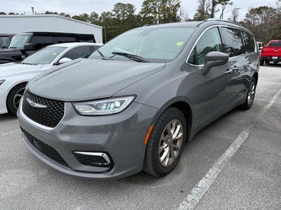 Photo of a 2021 Chrysler Pacifica Touring L 4DR Mini-Van for sale