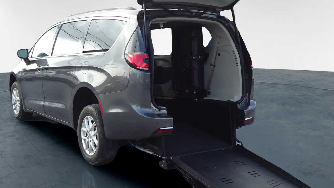Preowned 2022 Chrysler Pacifica Touring L for Sale