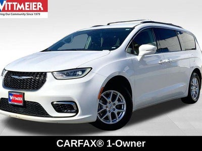 2022 Chrysler Pacifica Touring L 4DR Mini-Van
