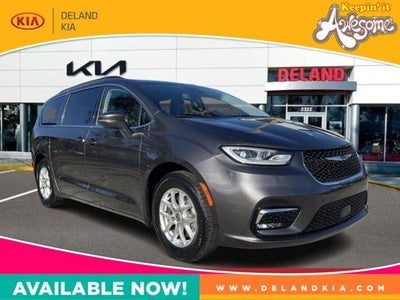 2022 Chrysler Pacifica Touring L 4DR Mini-Van