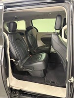 2022 Pacifica Thumbnail 29