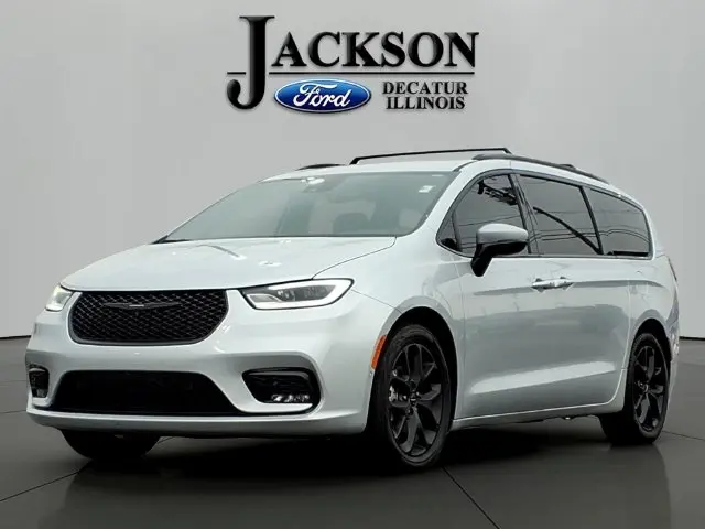 2023 Chrysler Pacifica