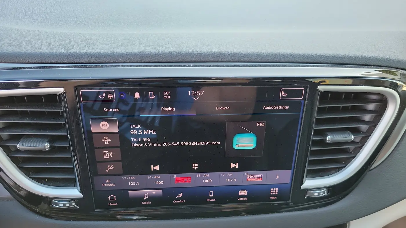 2023 Chrysler Pacifica Touring L