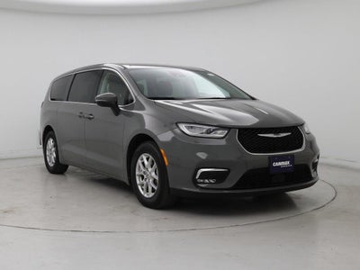 Photo of a 2023 Chrysler Pacifica Touring L 4DR Mini-Van for sale