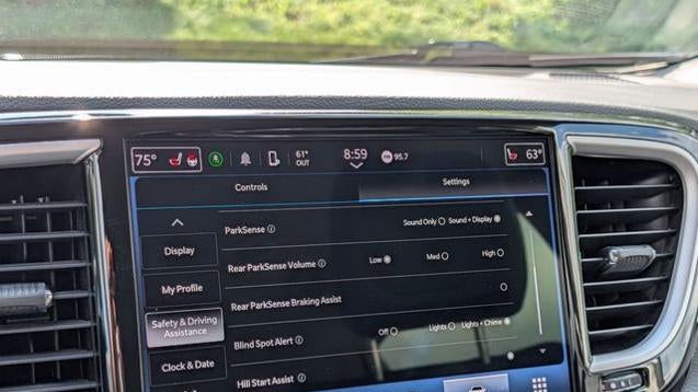 2023 Chrysler Pacifica Touring L