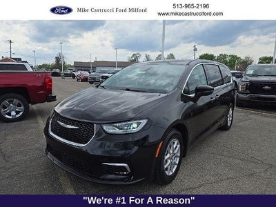 2023 Chrysler Pacifica Touring L 4DR Mini-Van