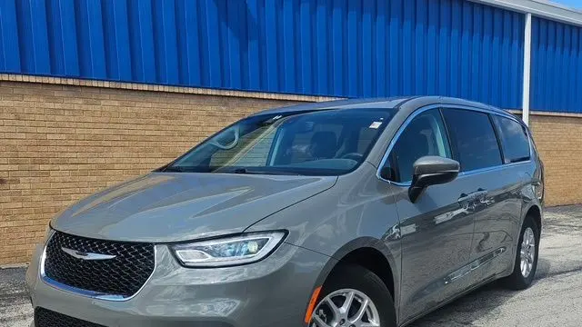 Preowned 2023 Chrysler Pacifica Touring L for Sale