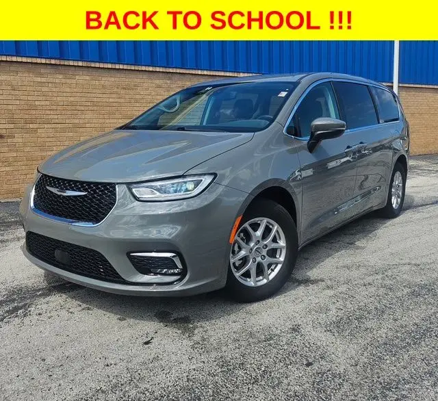 2023 Chrysler Pacifica - $22,949