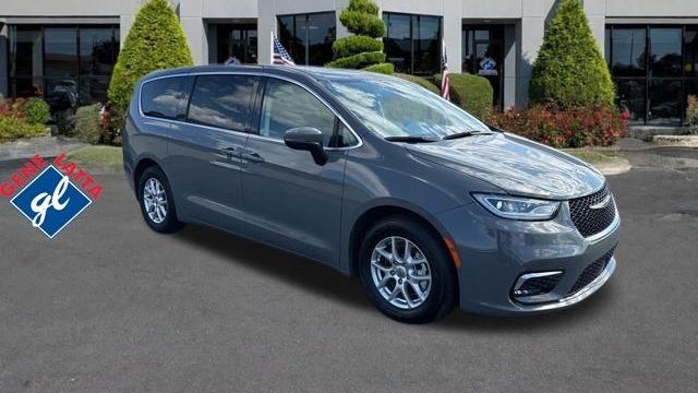 Preowned 2023 Chrysler Pacifica Touring L for Sale