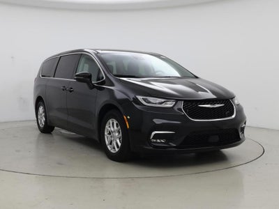 Photo of a 2023 Chrysler Pacifica Touring L 4DR Mini-Van for sale