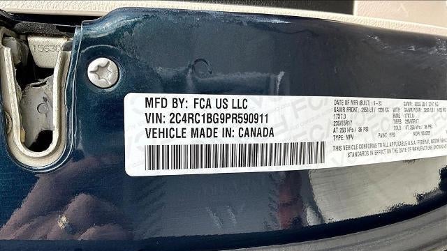 2023 Chrysler Pacifica Touring L
