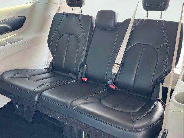 2023 Chrysler Pacifica - $19,432