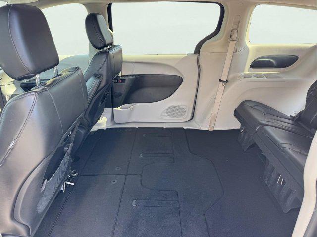 2023 Chrysler Pacifica - $19,432