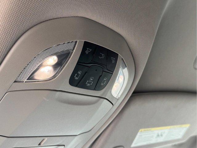 2023 Chrysler Pacifica - $19,432